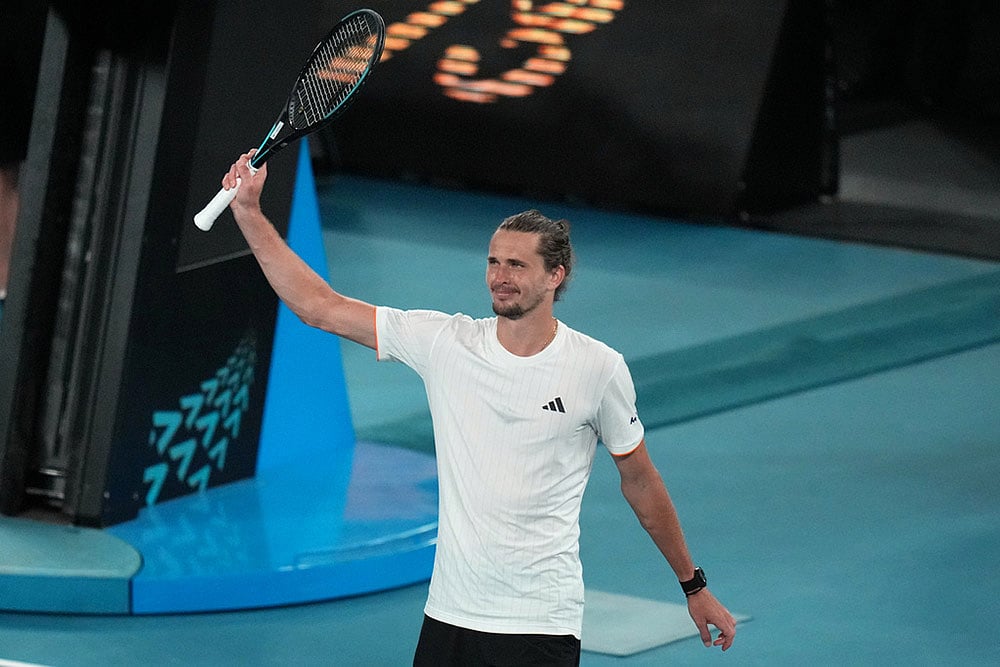 Alexander Zverev of Germany celebrates after defeating Learner Tien of the U.S. in their quarterfinal match at the Australian Open tennis championship in Melbourne, Australia. - | Photo: AP/Dita Alangkara