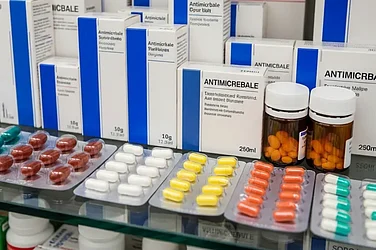 Health Ministry Proposes Blue Strip On Antimicrobial Drugs To Curb Resistance
