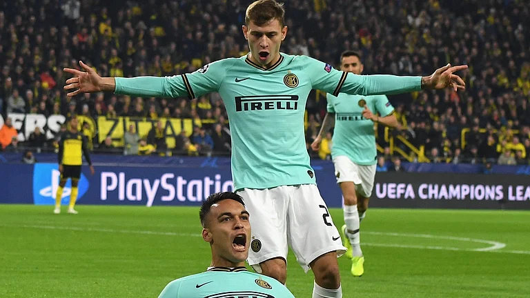 Inter Milan footballers celebrating a goal in UCL 2025-26 - Inter/X