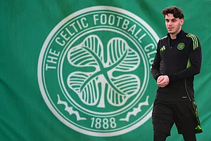 | Photo: AP/Andrew Milligan : Celtic's Paulo Bernardo arrives for a training session in Lennoxtown, Scotland, Wednesday Jan. 28, 2026, one day ahead of their Europa League soccer match against Utrecht.