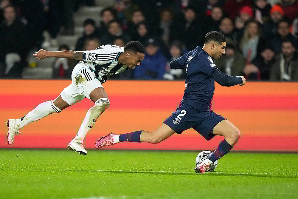 PSG vs Newcastle United Champions League Soccer-Achraf Hakimi