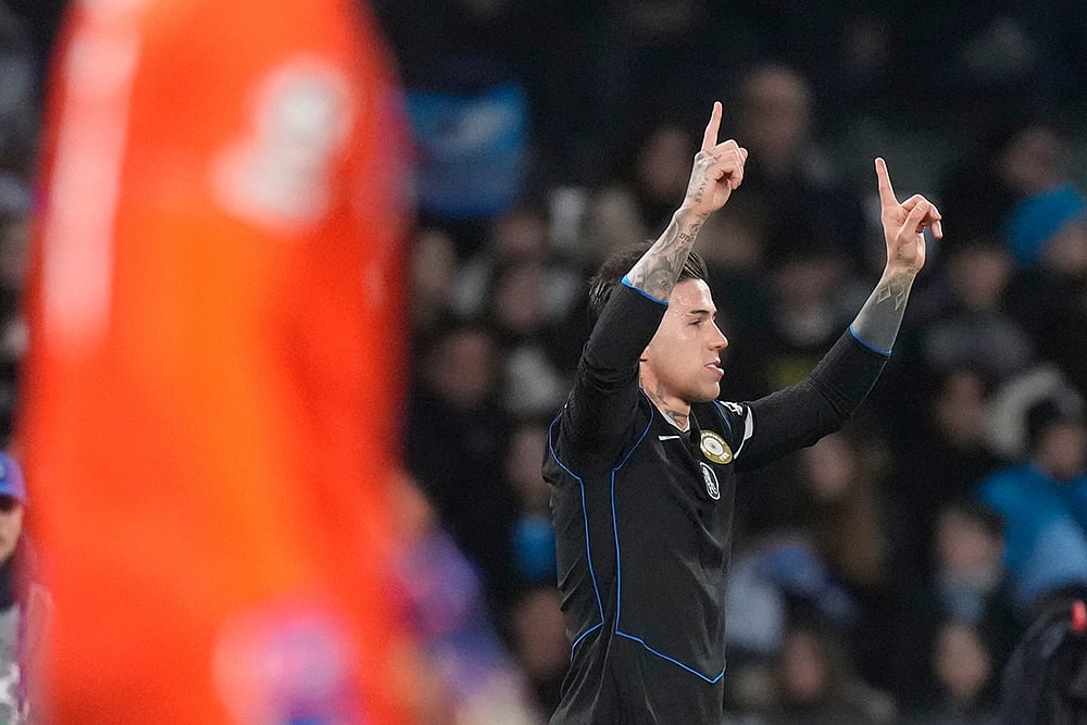 Napoli vs Chelsea Champions League Soccer-Enzo Fernandez