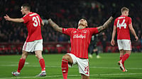 (AP Photo/Morgan Harlow) : Nottingham Forest's Igor Jesus, centre, celebrates after he scores his side's second goal during the Europa League opening phase soccer match between Nottingham Forest and Ferencvaros in Nottingham, England, Thursday, Jan. 29, 2026.