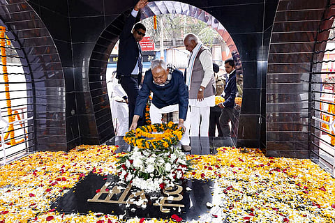 Bihar Chief Minister Nitish Kumar pays tribute to Mahatma Gandhi on his death anniversary, commemorated as Martyrs' Day, in Patna. Governor Arif Mohammed Khan is also seen. 