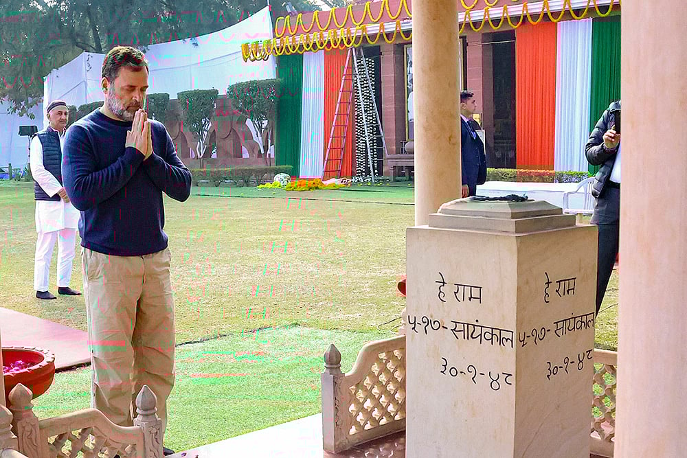 Mahatma Gandhis death anniversary Rahul Gandhi pays tribute to Mahatma Gandhi