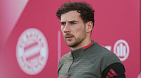 | Photo: AP/Matthias Schrader : Bayern's Leon Goretzka arrives for a training session in Munich, Germany, Tuesday, Jan. 27, 2026, ahead of the Champions League opening phase soccer match between PSV Eindhoven and FC Bayern.
