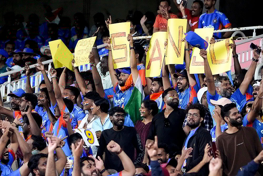 India and New Zealand 5th T20I-Cricket fans