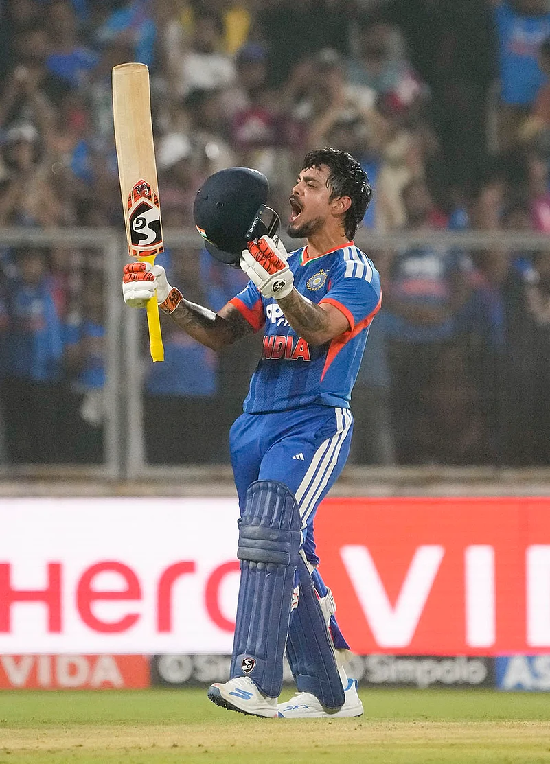 India and New Zealand 5th T20I-Ishan Kishan celebrates his century