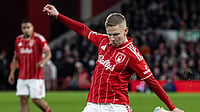 Arsenal Transfer News: Ajax Seal Permanent Deal For Zinchenko After Forest Loan Cut Short Oleksandr Zinchenko in action for Nottingham Forest.