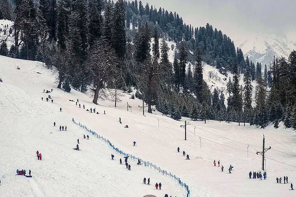 Weather: Snowfall in Kullu