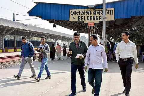A National Investigation Agency (NIA) team arrives to begin its probe into the violence that erupted in the area, following the death of a migrant worker in Jharkhand, at Beldanga Railway station, in Murshidabad district, West Bengal.