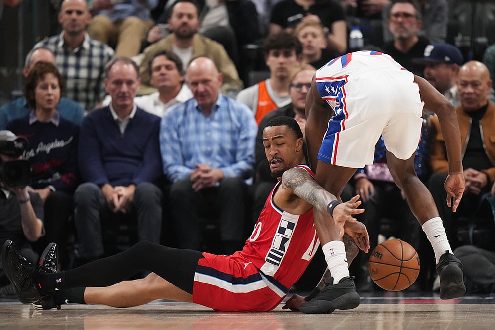 76ers vs Clippers NBA basketball game pics-John Collins