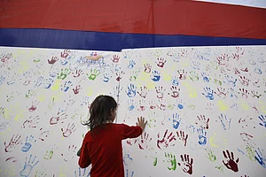 A girl seen putting her handprint over an installation during an awareness campaign program initiated by Delhi Police for those children who were missing and kidnapped but later been reunited, at DCP Complex, on February 21, 2019 in New Delhi, India. Over 130 missing children were reunited with their families by the Anti-Human Trafficking Unit (AHTU) of northeast district police in 2018 and 2019. (Photo by Biplov Bhuyan Hindustan Times)
Source: IMAGO / Hindustan Times