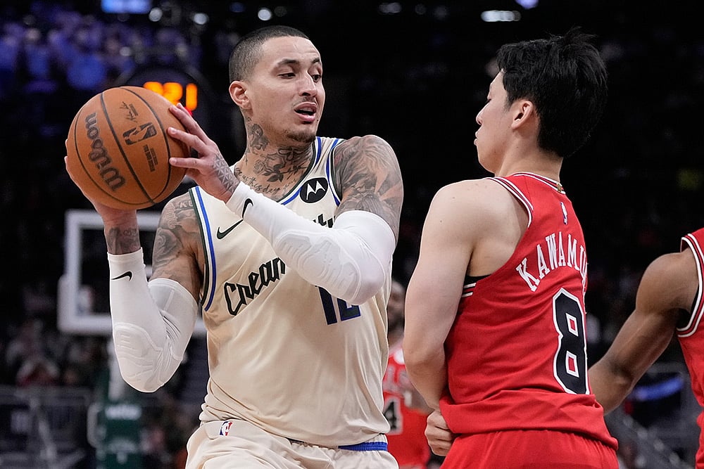 Milwaukee Bucks vs Chicago Bulls NBA basketball game-Kyle Kuzma