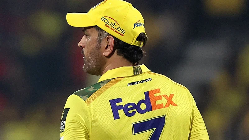 why MS Dhoni avoids commentary reason difficult reaction