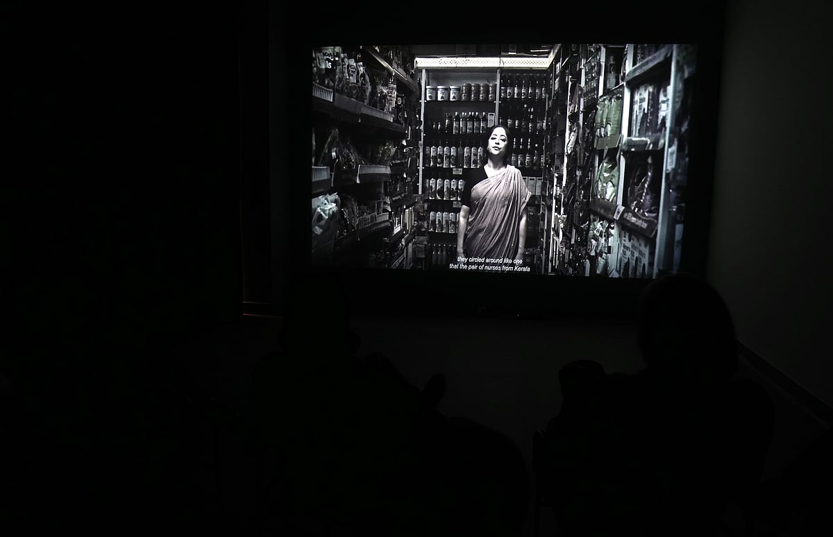 breath in urban noise
Mumbai working class poetry