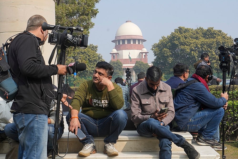 SC to hear Mamata Banerjees plea against SIR