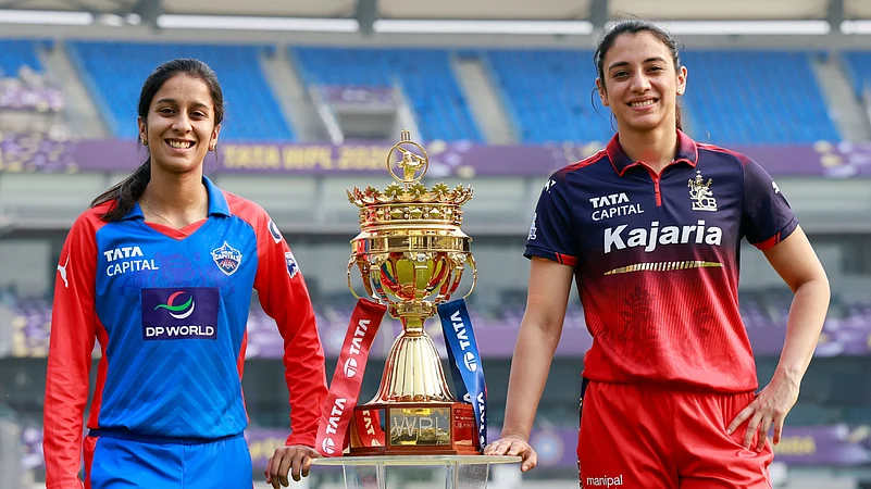 Royal Challengers Bengaluru Vs Delhi Capitals Toss WPL 2026 Final Playing XIs Weather forecast