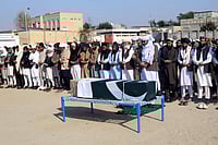 IMAGO / ZUMA Press Wire : February 4, 2026, Peshawar, Pakistan: Relatives and security personnel offer funeral prayers for a paramilitary soldier killed in a Baloch separatists attack, in Lakki Marwat on February 4, 2026. 