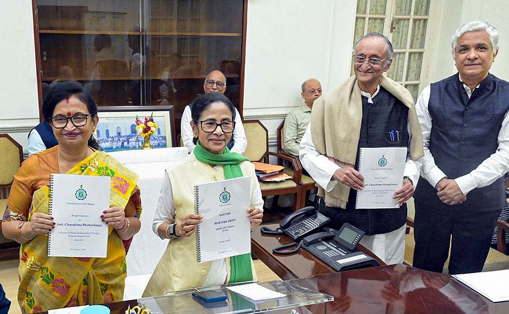 WB interim budget: Chandrima Bhattacharya met Mamata