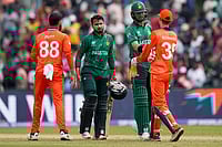 | Photo: AP/Sara Nevis : Netherlands' captain Scott Edwards, right, congratulates Pakistan's Shaheen Shah Afridi after Pakistan won their T20 World Cup cricket match against Netherlands in Colombo, Sri Lanka.