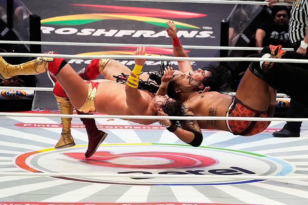 CMLL Super Viernes- Lucha Libre Wrestlers