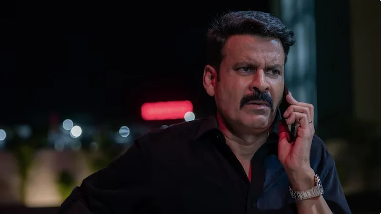 Manoj Bajpayee In Ghooskhor Pandat
- Netflix