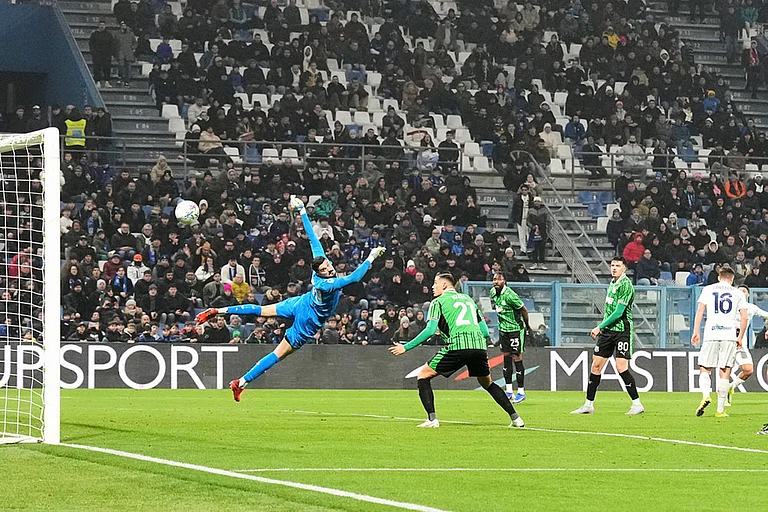 Inter Milan's Luis Henrique scores their side's fifth goal of the game during the Serie A soccer match between Sassuolo and Inter in Milan, Italy. - | Photo: Spada/LaPresse via AP