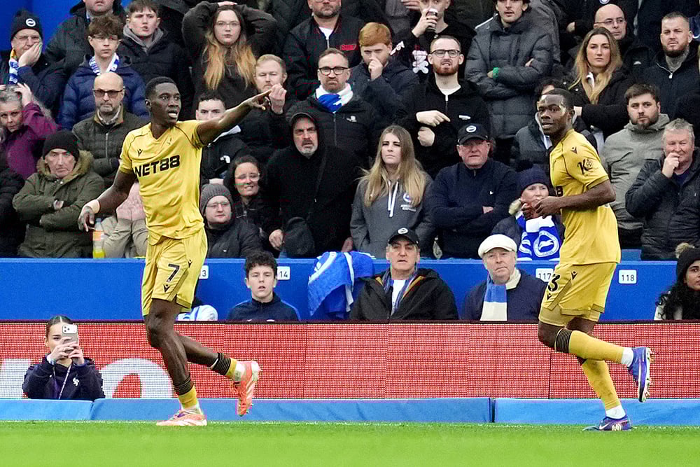 Brighton vs Crystal Palace Premier league soccer match-Ismaila Sarr