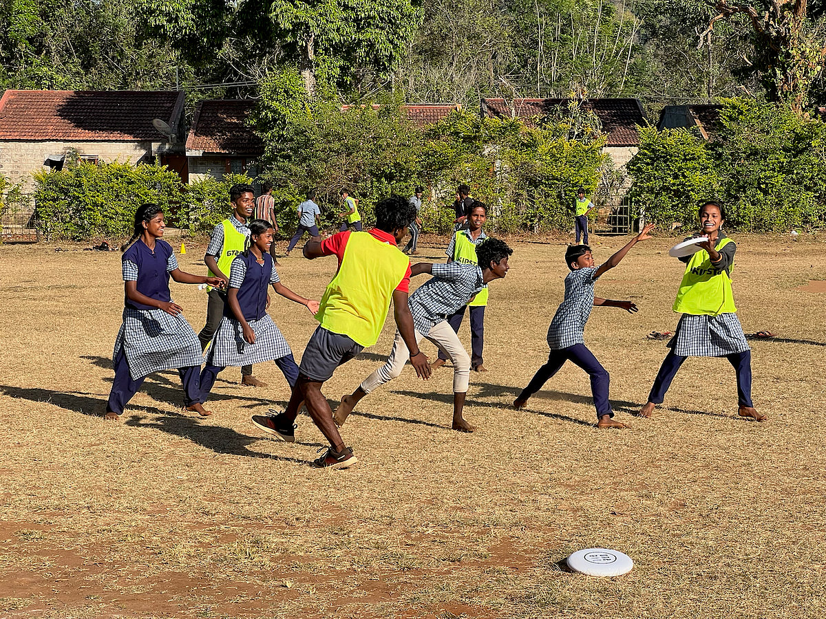 Ultimate Frisbee At One-All - null