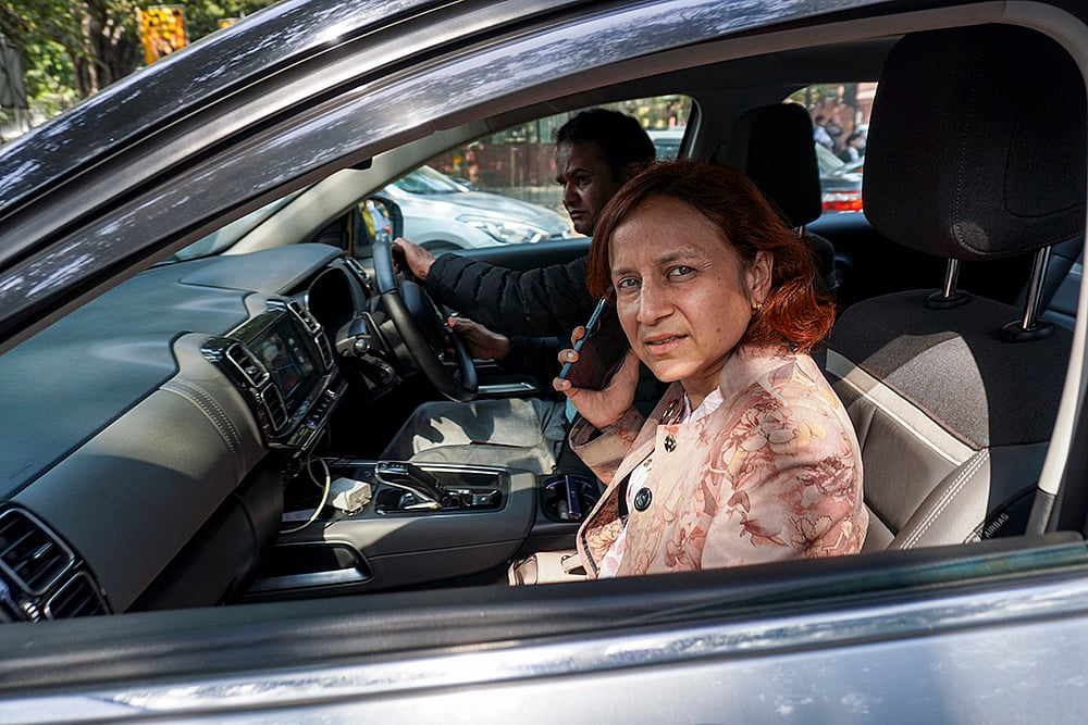 Sonam Wangchuks wife Gitanjali at SC