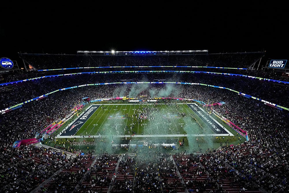 Patriots vs Seahawks NFL Super Bowl 60 football game-