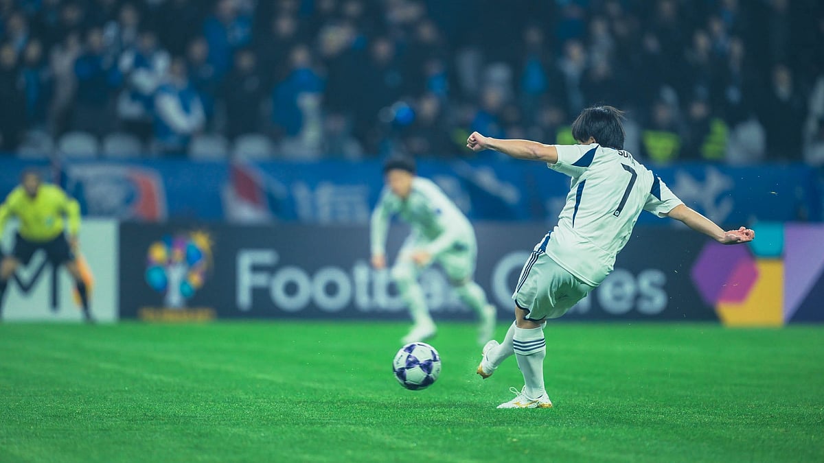 Yuki Soma converts from the penalty spot during the Shanghai Shenhua FC vs Machida Zelvia clash in the AFC Champions League Elite. - Photo: Machida Zelvia