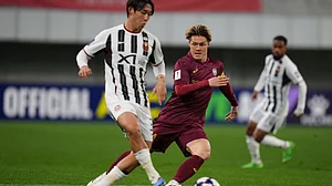| Photo: X/visselkobe : Vissel Kobe's Gotoku Sakai and FC Seoul's Min-kyu Song in action during their AFC Champions League Elite match on February 10, 2026.