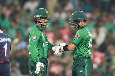 | Photo: AP/Eranga Jayawardena