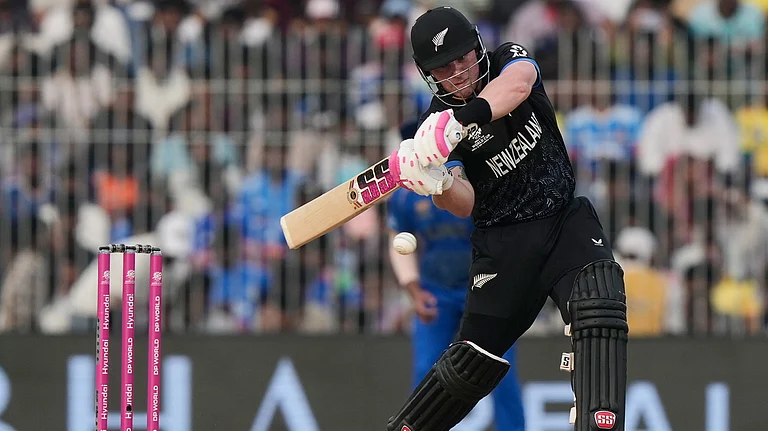 New Zealand's Tim Seifert plays a shot during the T20 World Cup cricket match between New Zealand and United Arab Emirates in Chennai, India, Tuesday, Feb. 10, 2026 - (AP Photo/Mahesh Kumar A.)