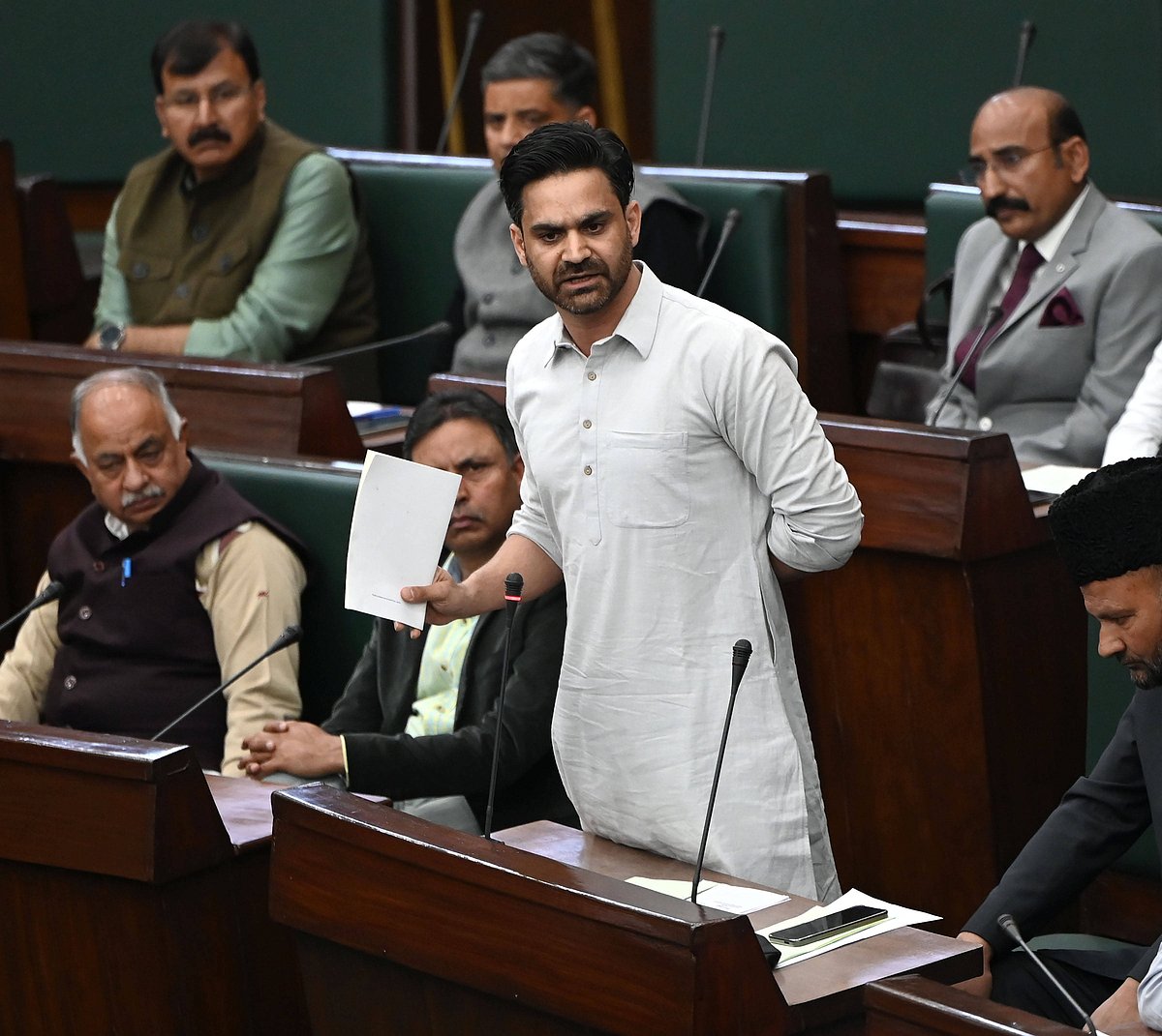 Democratic Party (PDP) leader Waheed Para speaks during the Budget session of Jammu and Kashmir Assembly on March 5, 2025 in Jammu, India. - Hindustan Times