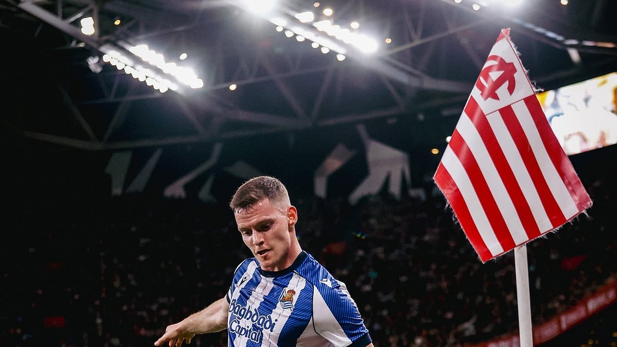 Real Sociedad players in action against Athletic Bilbao in Copa del Rey semi-final first leg. - RealSociedadEN/X