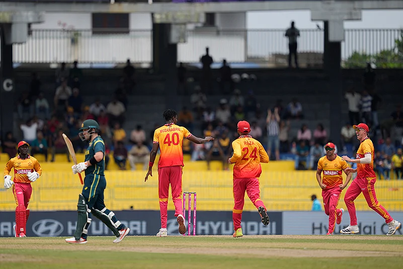 Australia vs Zimbabwe T20 cricket world cup match-Blessing Muzarabani