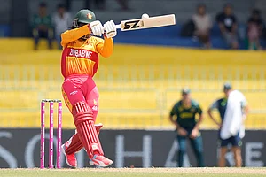 | Photo: AP/Eranga Jayawardena : Zimbabwe's Tadiwanashe Marumani plays a shot during the T20 World Cup cricket match between Australia and Zimbabwe in Colombo, Sri Lanka.