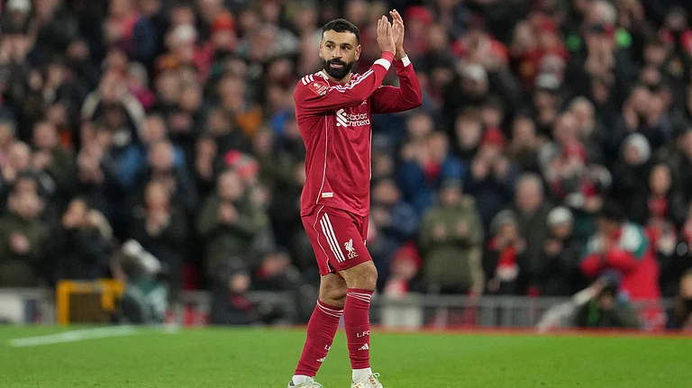 Liverpool Vs Brighton Highlights, FA Cup 2025-26 Fourth Round: Liverpool's Mohamed Salah applauds the fans as he is substituted during the English FA Cup fourth round soccer match between Liverpool and Brighton and Hove Albion in Liverpool, England, Saturday, Feb. 14, 2026. - (AP Photo/Jon Super)