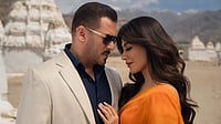 Main Hoon Song From Battle Of Galwan: Salman Khan-Chitrangda Singh's Song Is About Togetherness, Separation And Duty YouTube : Salman Khan and Chitrangda Singh in Main Hoon song from Battle of Galwan