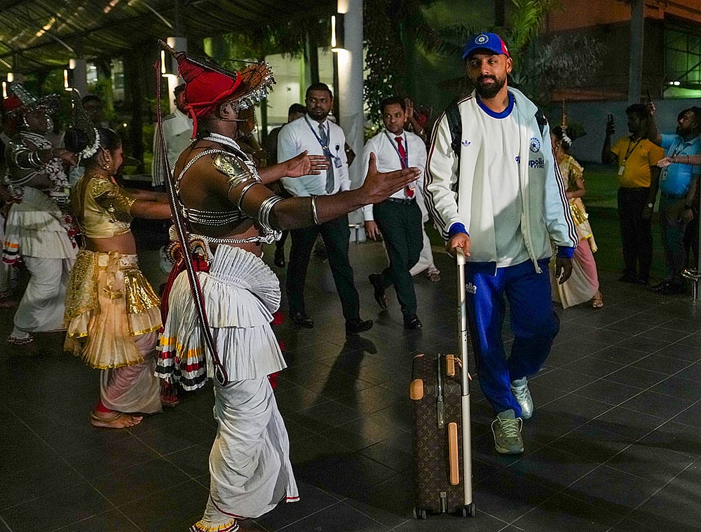 ICC Mens T20 WC 2026: IND team arrives in Colombo