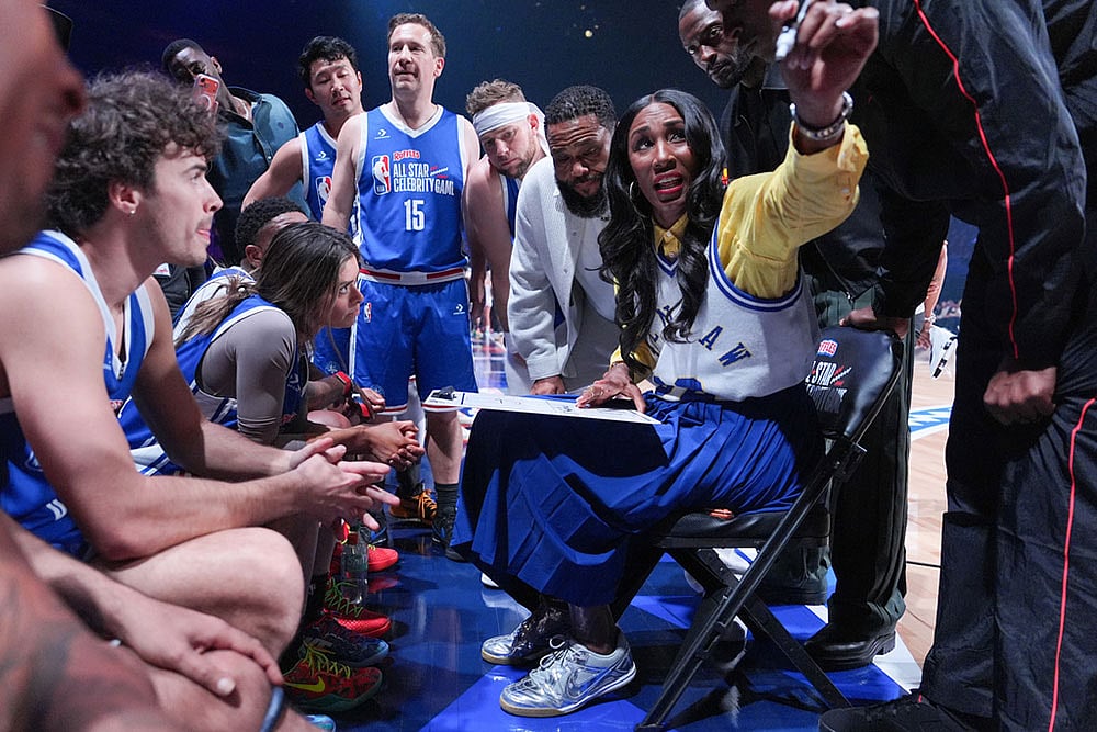 All Star Celebrity Game Basketball Lisa Leslie