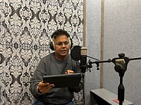 Agnideb Bandyopadhyay : Mir Afsar Ali at his studio in Kolkata