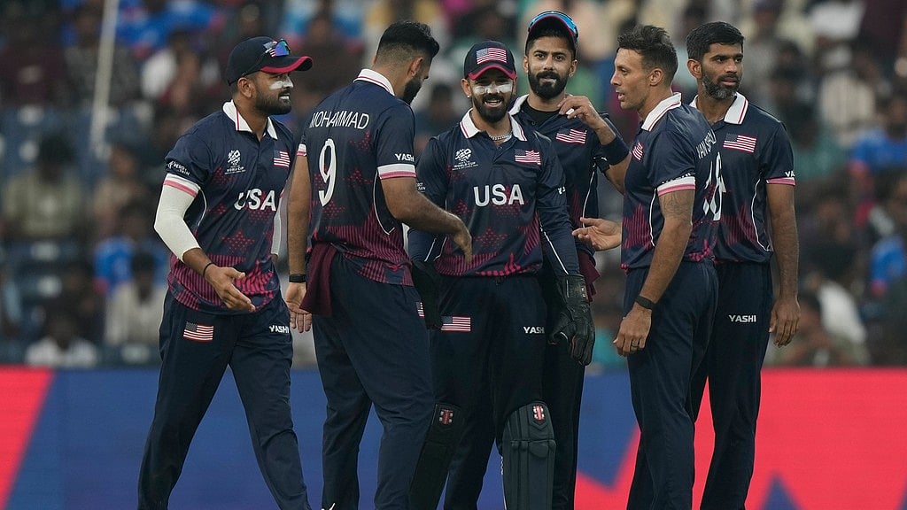 United States' Shadley Van Schalkwyk, second right, celebrates with teammates the wicket of Namibia's captain Gerhard Erasmus during their T20 World Cup cricket match in Chennai. - Photo: AP