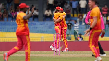 | Photo: AP/Eranga Jayawardena