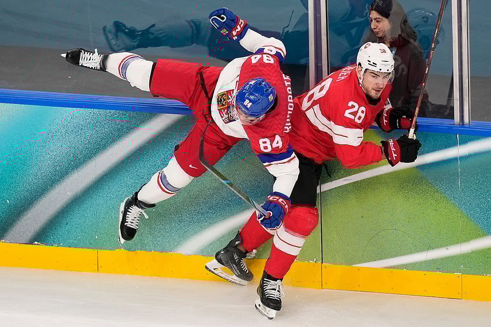 Milan Cortina Winter Olympics Day 9 photo highlights-mens ice hockey