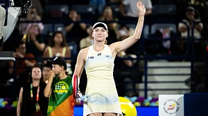 Elena Rybakina defeated Kimberly Birrell at the Dubai Tennis Championships