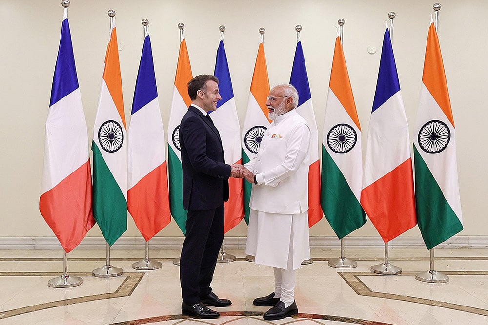 PM Modi meets French President Macron
